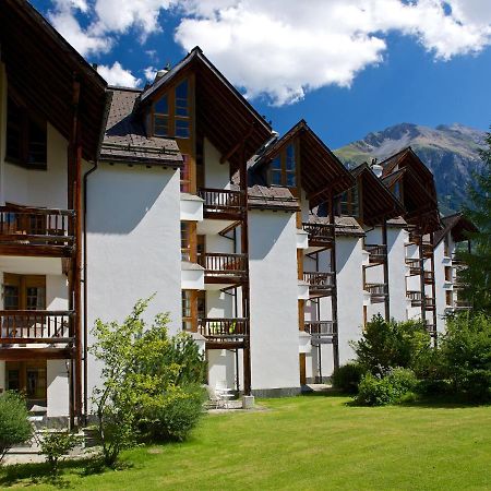 Schweizerhof Ferienwohnungen Lenzerheide 3 ภายนอก รูปภาพ